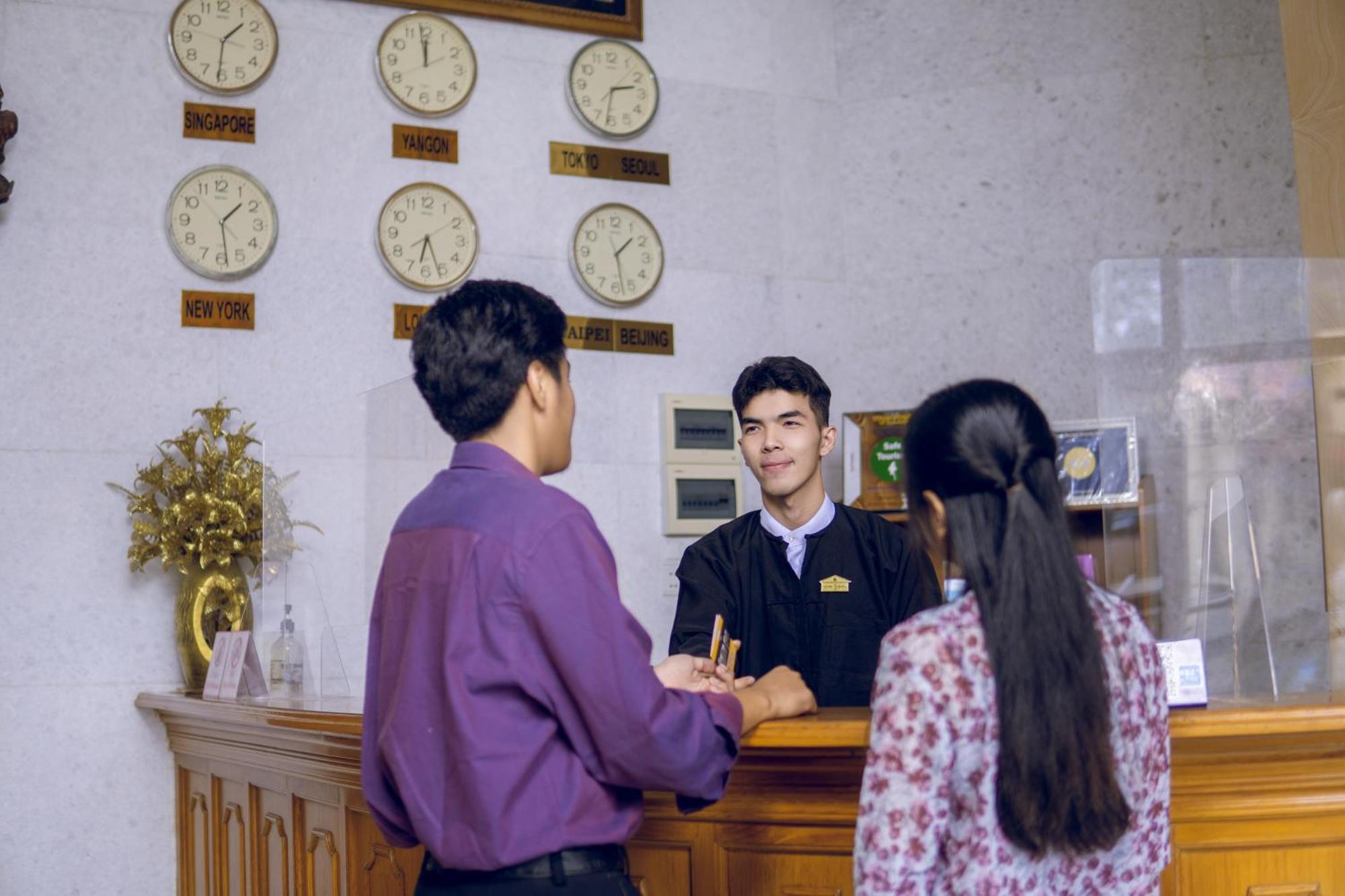 Hotel Sidney Yangon Ngoại thất bức ảnh