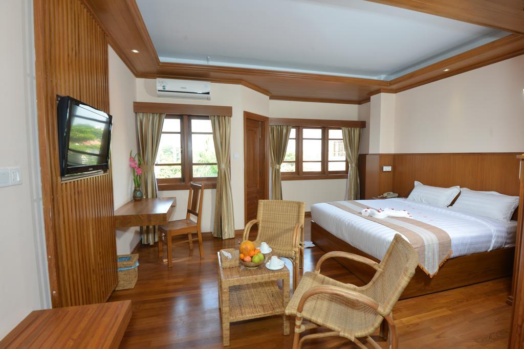 Hotel Sidney Yangon Ngoại thất bức ảnh